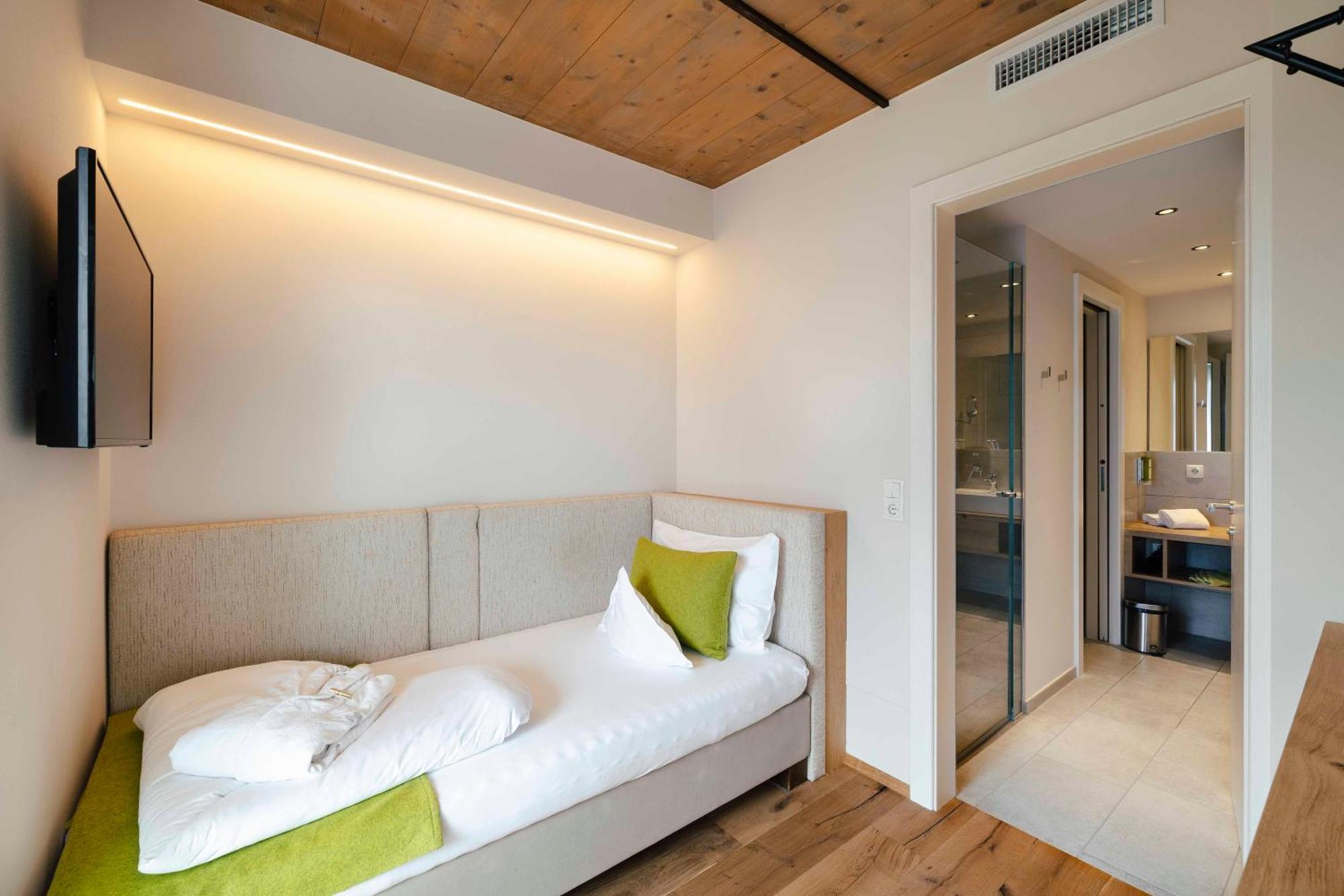 Hotel Pfeiss Лана Екстер'єр фото