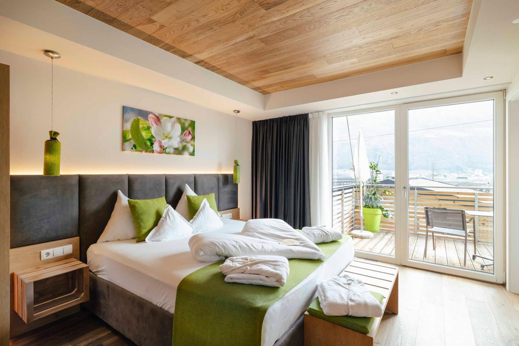 Hotel Pfeiss Лана Екстер'єр фото