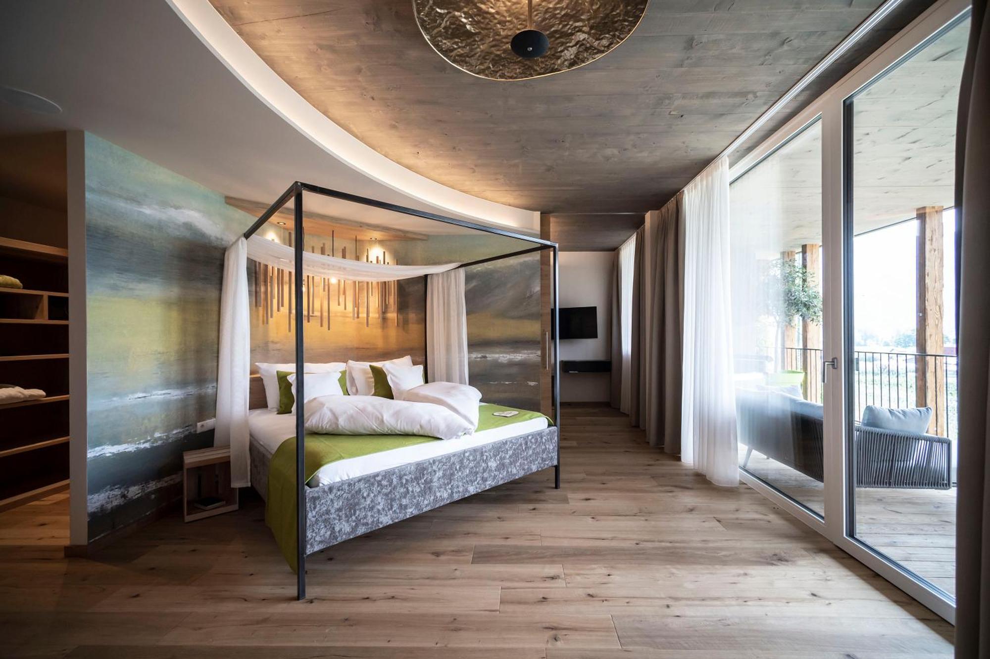 Hotel Pfeiss Лана Екстер'єр фото